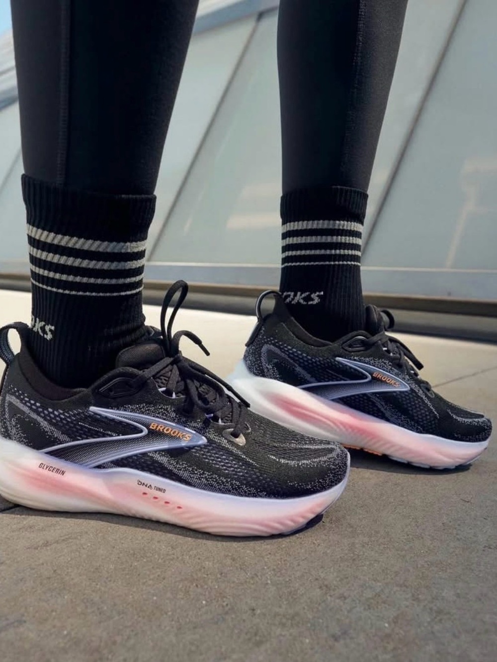 Brooks Glycerin 22 Black/Blue Heron/Orange Women’s Size 8.5